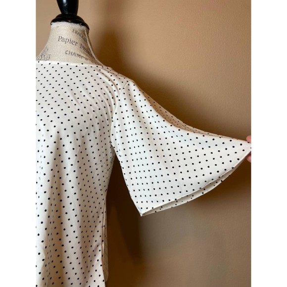 Uniqlo White Polka Dot Bell Sleeve Blouse XS - Picture 3 of 6